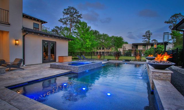 18 Karsten Creek Court, Spring, TX 77389