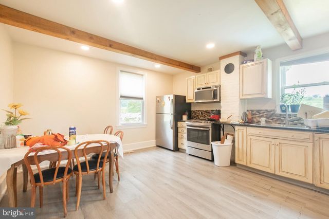 231 STATE RD, Avondale, PA 19311