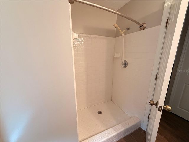 439 NW 50TH BOULEVARD, Gainesville, FL 32607