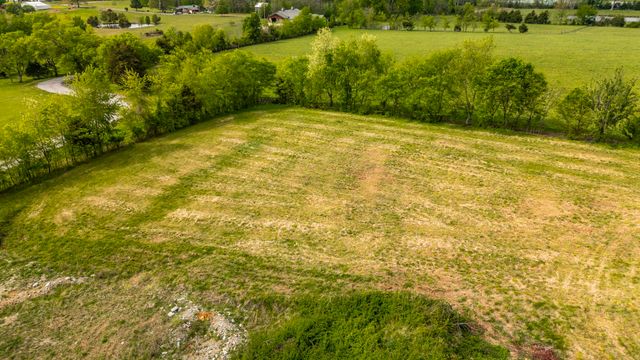 4444 Highway 76, Cottontown, TN 37048