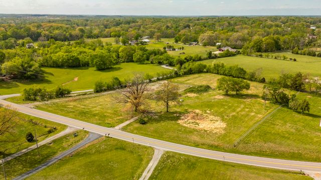 4444 Highway 76, Cottontown, TN 37048