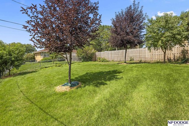 2142 S 38 Avenue, Omaha, NE 68105