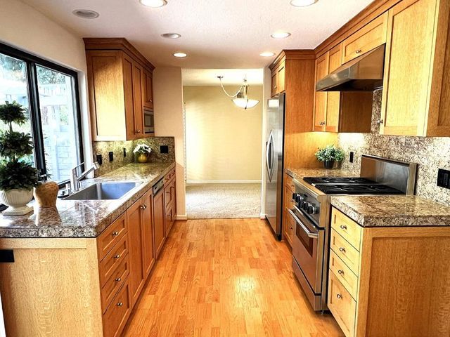 1610 Sparkling Way, San Jose, CA 95125