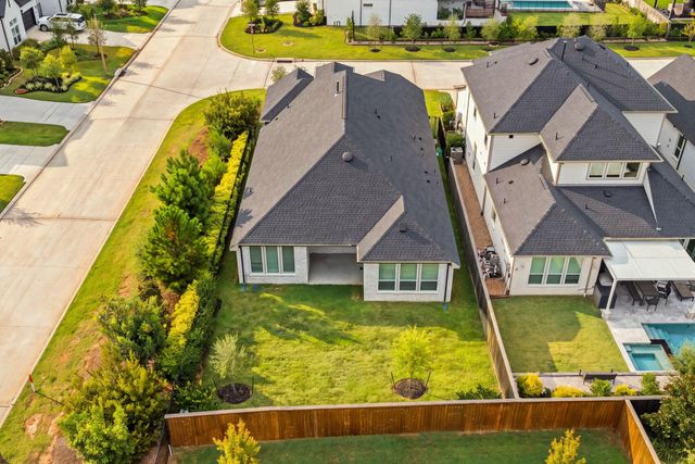 8143 Fenway Heights Dr, The Woodlands, TX 77389