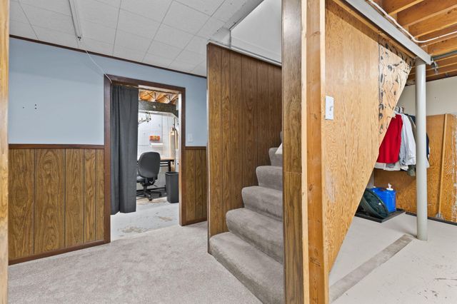 784 Creek Avenue, Mendota Heights, MN 55120