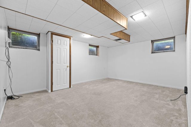 784 Creek Avenue, Mendota Heights, MN 55120