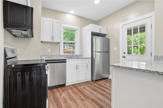 939 Marshall Ave, New Castle, PA 16101