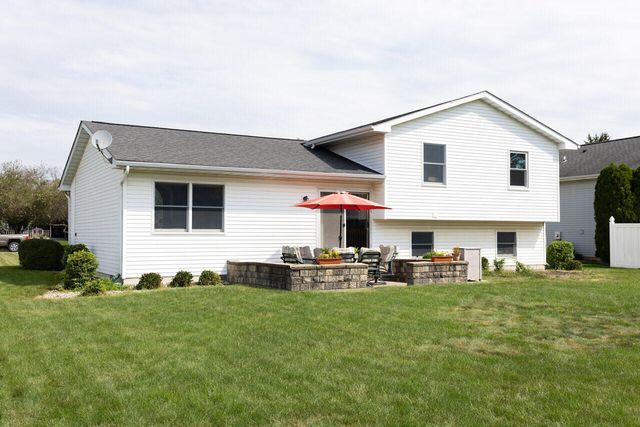4931 Cardinal Court, Schererville, IN 46375