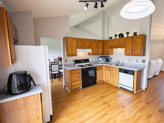 4931 Cardinal Court, Schererville, IN 46375