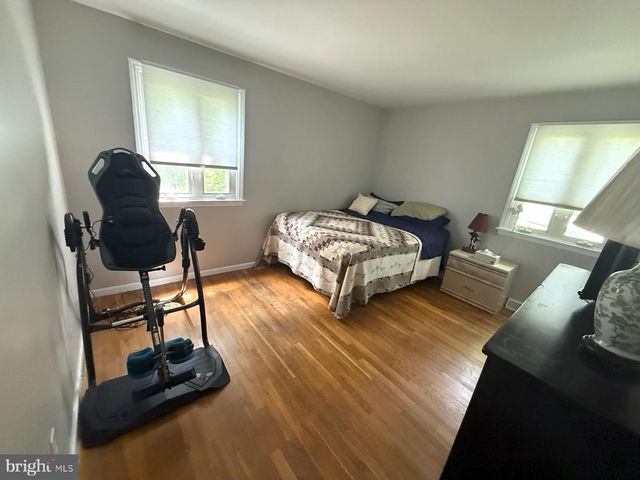 28 WORRAL CT, Newark, DE 19711