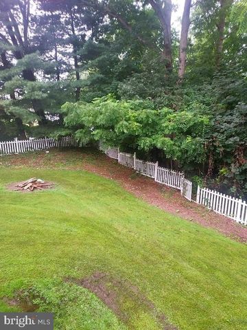 28 WORRAL CT, Newark, DE 19711