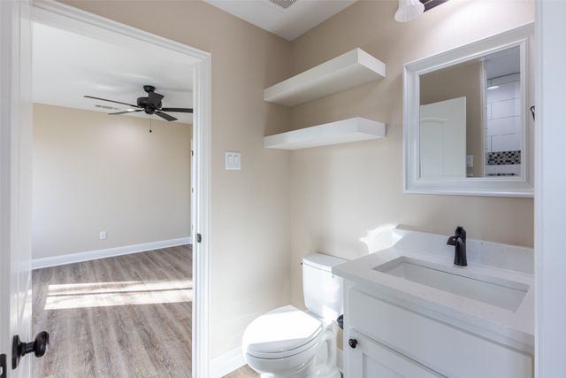 361 Private Road 7327, Emory, TX 75440