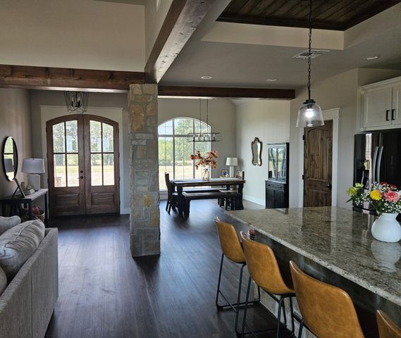 361 Private Road 7327, Emory, TX 75440