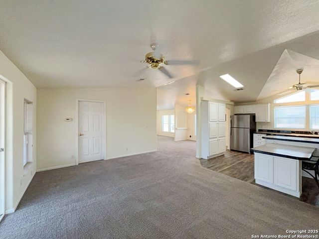 9611 HILDEBRANDT RD, San Antonio, TX 78222