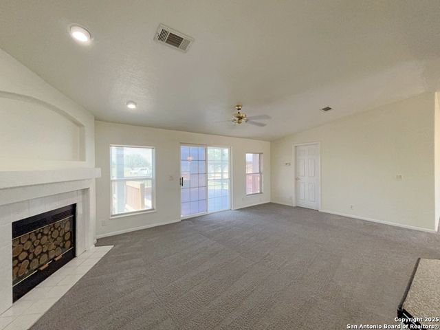 9611 HILDEBRANDT RD, San Antonio, TX 78222