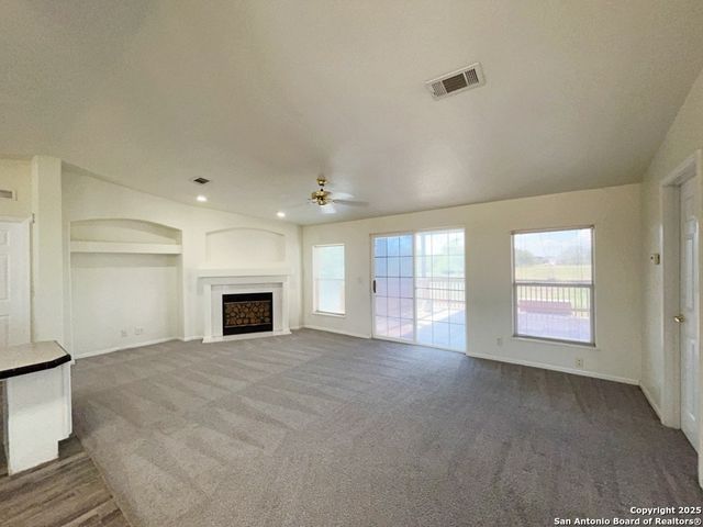 9611 HILDEBRANDT RD, San Antonio, TX 78222