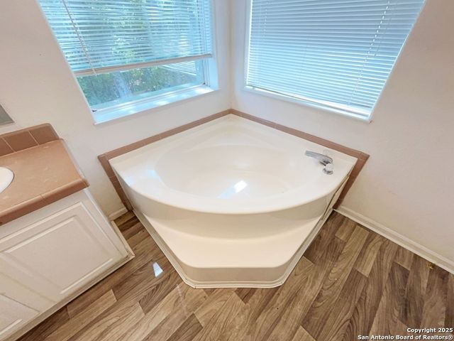 9611 HILDEBRANDT RD, San Antonio, TX 78222