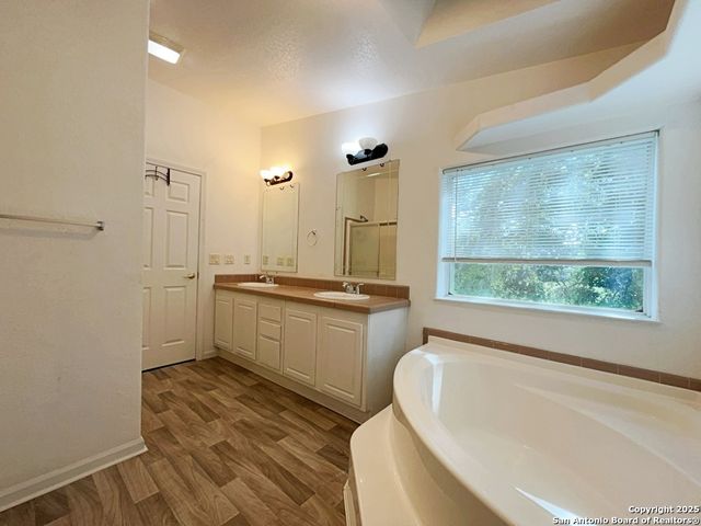 9611 HILDEBRANDT RD, San Antonio, TX 78222