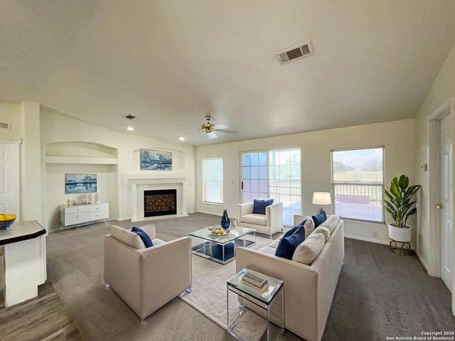 9611 HILDEBRANDT RD, San Antonio, TX 78222