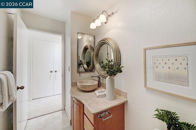 3318 Ptarmigan Dr 3C, Walnut Creek, CA 94595