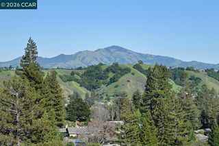3318 Ptarmigan Dr 3C, Walnut Creek, CA 94595