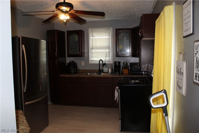 124 E 32nd Street, Lorain, OH 44055