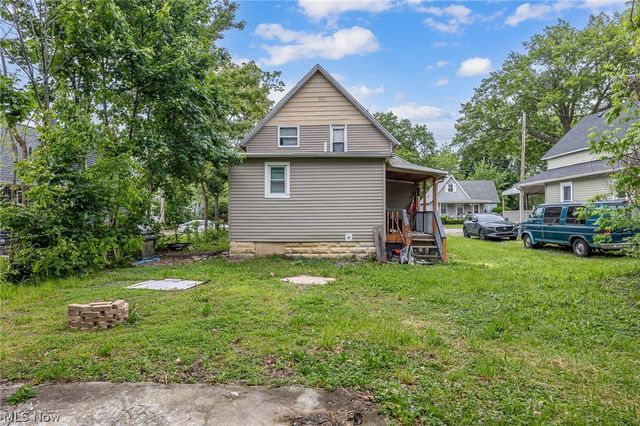 124 E 32nd Street, Lorain, OH 44055