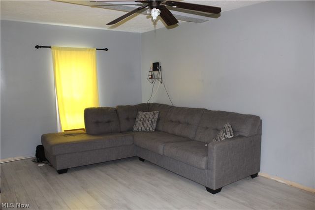 124 E 32nd Street, Lorain, OH 44055