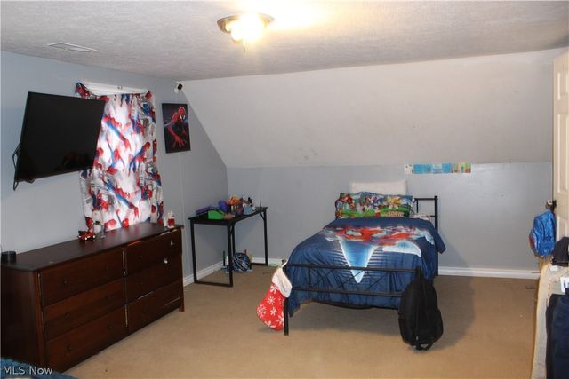 124 E 32nd Street, Lorain, OH 44055