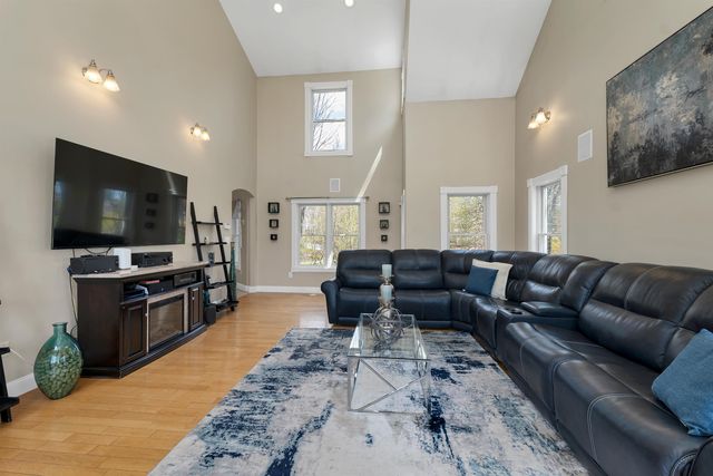 177 Columbus Avenue, Dover, NH 03820