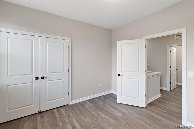 11386 Langfeld Spur, Brighton, MI 48116