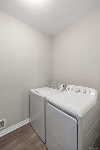 11386 Langfeld Spur, Brighton, MI 48116