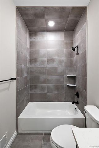 11386 Langfeld Spur, Brighton, MI 48116