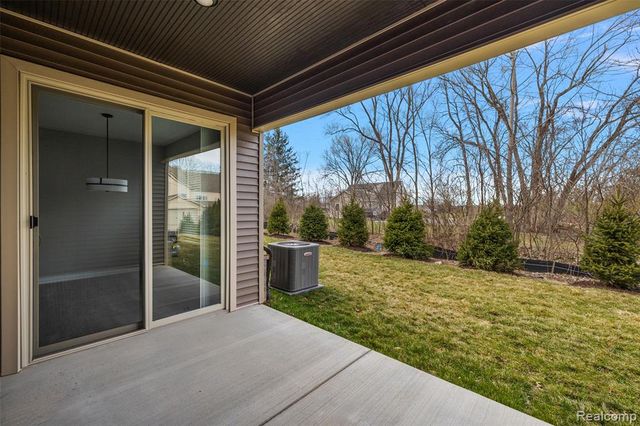 11386 Langfeld Spur, Brighton, MI 48116