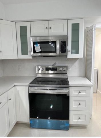 6200 NW 2nd Avenue 118, Boca Raton, FL 33487