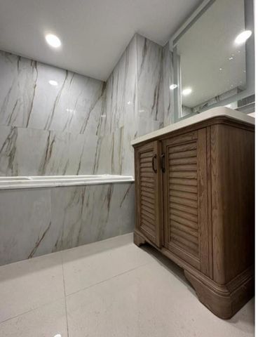6200 NW 2nd Avenue 118, Boca Raton, FL 33487