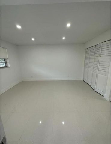 6200 NW 2nd Avenue 118, Boca Raton, FL 33487