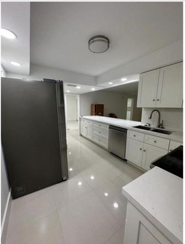 6200 NW 2nd Avenue 118, Boca Raton, FL 33487