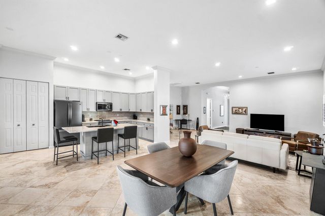 7880 New Holland Way, Boynton Beach, FL 33437