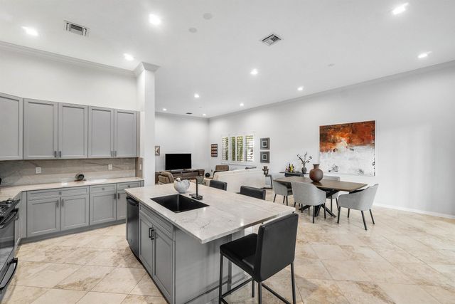 7880 New Holland Way, Boynton Beach, FL 33437