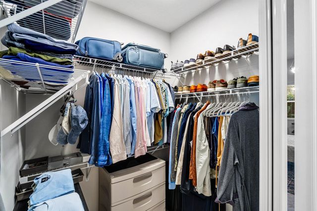 7880 New Holland Way, Boynton Beach, FL 33437