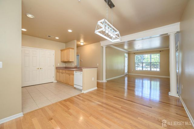 219 Sophee Lane, Lakewood, NJ 08701