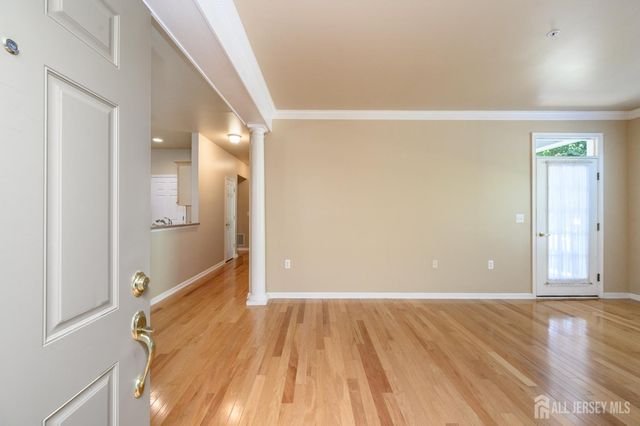 219 Sophee Lane, Lakewood, NJ 08701
