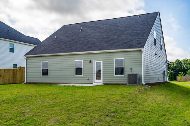 104 Scarecrow Lane, Perry, GA 31069