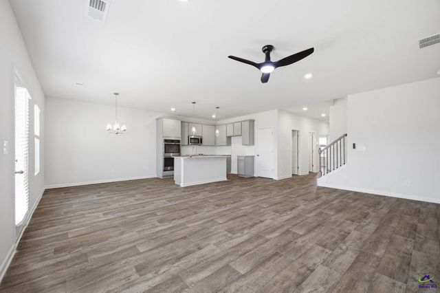 104 Scarecrow Lane, Perry, GA 31069