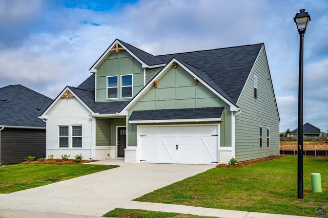 104 Scarecrow Lane, Perry, GA 31069