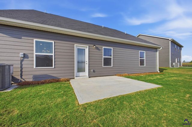 104 Scarecrow Lane, Perry, GA 31069