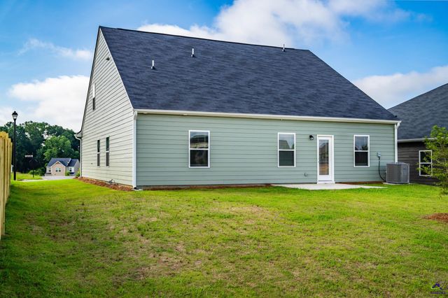 104 Scarecrow Lane, Perry, GA 31069