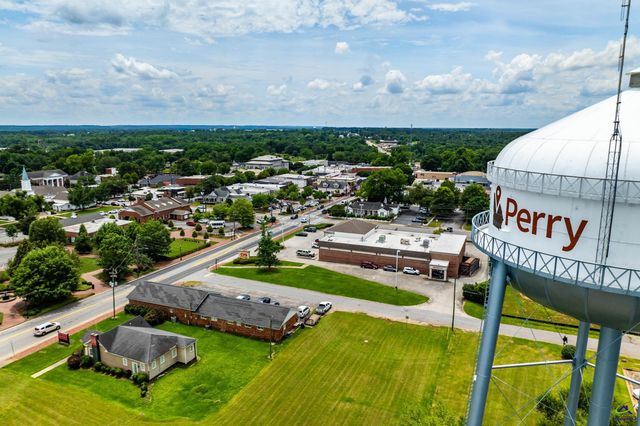 104 Scarecrow Lane, Perry, GA 31069