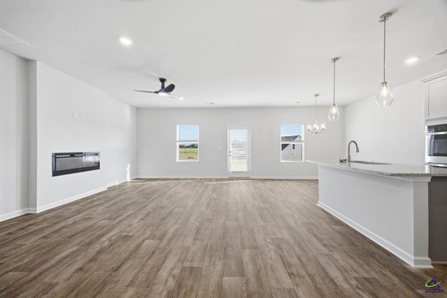 104 Scarecrow Lane, Perry, GA 31069